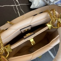 $108.00 USD Valentino AAA Quality Messenger Bags For Women #868346