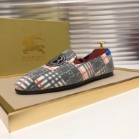 $80.00 USD Burberry Casual Shoes For Men #868746