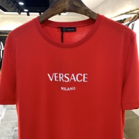 $41.00 USD Versace T-Shirts Short Sleeved For Men #869743