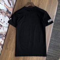 $35.00 USD Moncler T-Shirts Short Sleeved For Men #869758