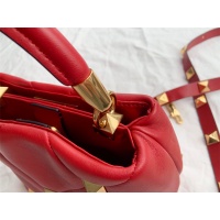 $125.00 USD Valentino AAA Quality Messenger Bags For Women #872371