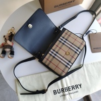 $160.00 USD Burberry AAA Messenger Bags For Women #873877