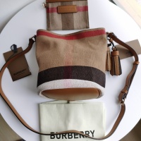 $192.00 USD Burberry AAA Messenger Bags For Women #873894