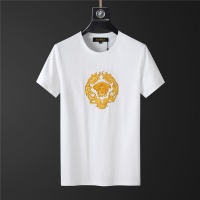 $64.00 USD Versace Tracksuits Short Sleeved For Men #874102