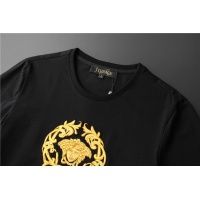 $64.00 USD Versace Tracksuits Short Sleeved For Men #874103