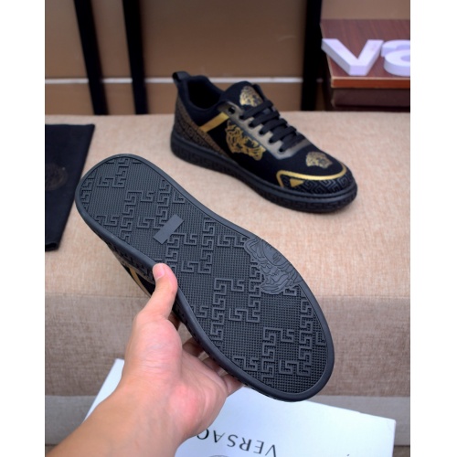 Replica Versace Casual Shoes For Men #879831 $76.00 USD for Wholesale