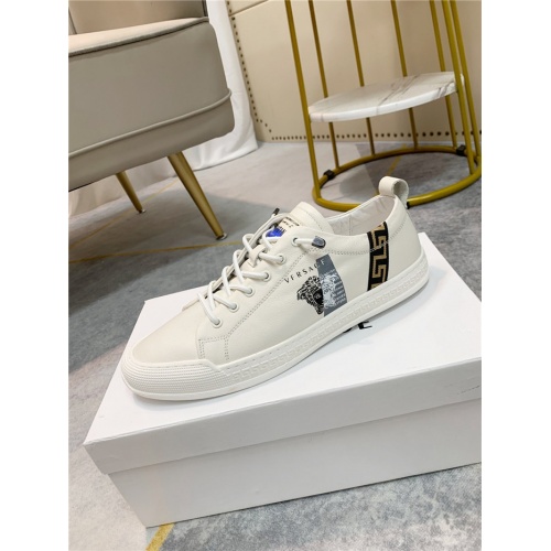Replica Versace Casual Shoes For Men #880594 $76.00 USD for Wholesale