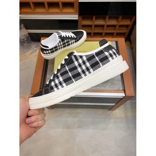 Replica Burberry Casual Shoes For Men #881316 $72.00 USD for Wholesale