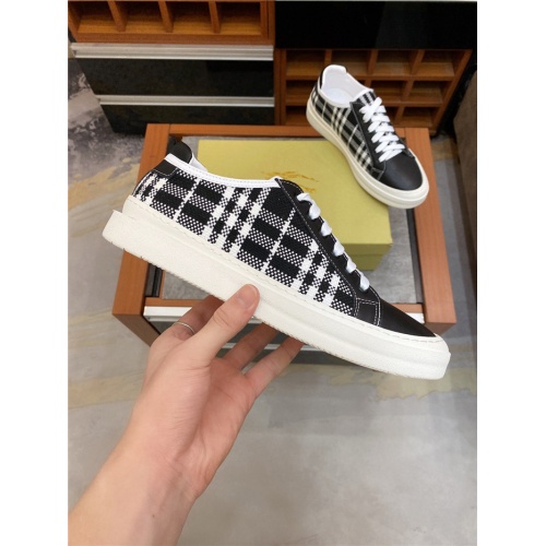 Replica Burberry Casual Shoes For Men #881316 $72.00 USD for Wholesale