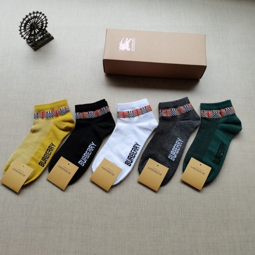 Burberry Socks #881983 $27.00 USD, Wholesale Replica Burberry Socks