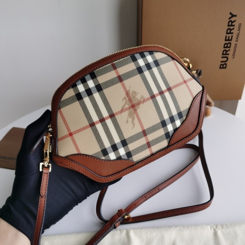Burberry AAA Messenger Bags For Women #882110 $155.00 USD, Wholesale Replica Burberry AAA Messenger Bags
