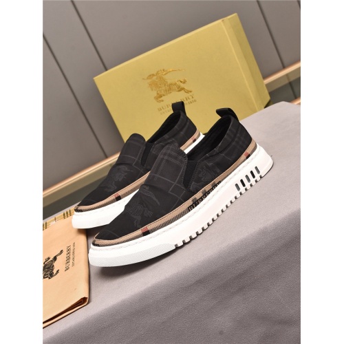 Burberry Casual Shoes For Men #882230