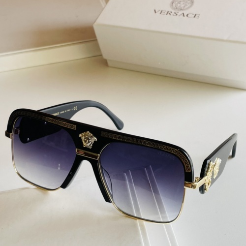 $60.00 USD Versace AAA Quality Sunglasses #883446