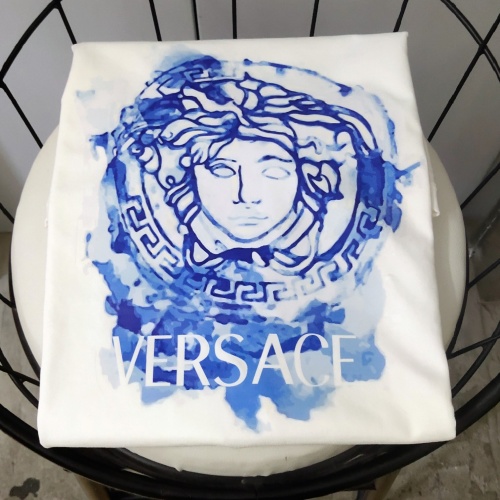 Replica Versace T-Shirts Short Sleeved For Unisex #884095 $38.00 USD for Wholesale