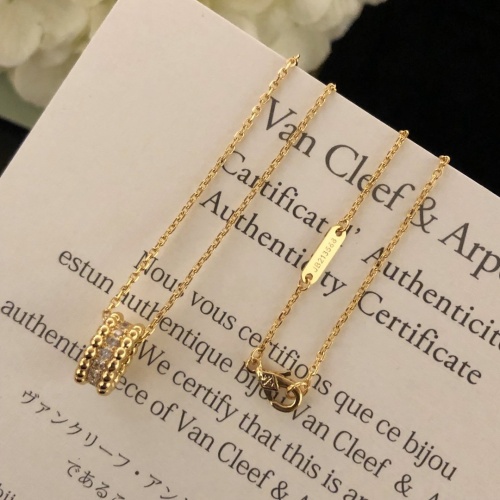 Van Cleef &amp; Arpels Necklaces #884888 $34.00 USD, Wholesale Replica Van Cleef &amp; Arpels Necklaces