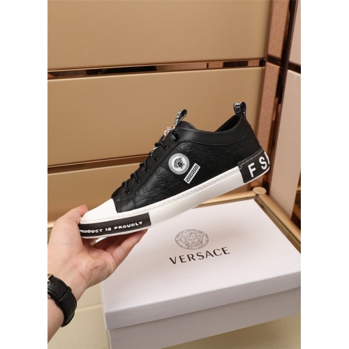 Replica Versace Casual Shoes For Men #885127 $82.00 USD for Wholesale