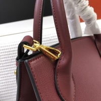 $102.00 USD Prada AAA Quality Messeger Bags For Women #879561