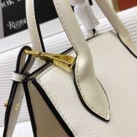 $102.00 USD Prada AAA Quality Messeger Bags For Women #879562