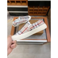 $60.00 USD Burberry Casual Shoes For Men #879781