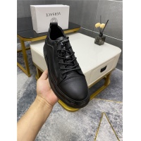 $82.00 USD Versace Casual Shoes For Men #880571
