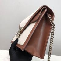 $105.00 USD Burberry AAA Messenger Bags For Women #881742