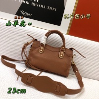 $140.00 USD Balenciaga AAA Quality Messenger Bags For Women #881754