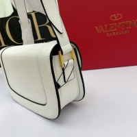 $115.00 USD Valentino AAA Quality Messenger Bags For Women #881778