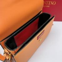 $115.00 USD Valentino AAA Quality Messenger Bags For Women #881783