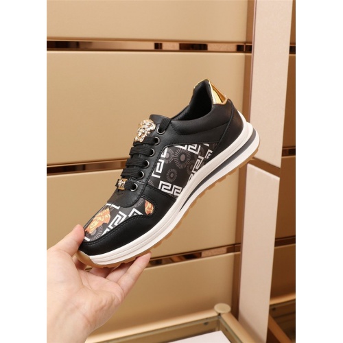 Replica Versace Casual Shoes For Men #885993 $80.00 USD for Wholesale