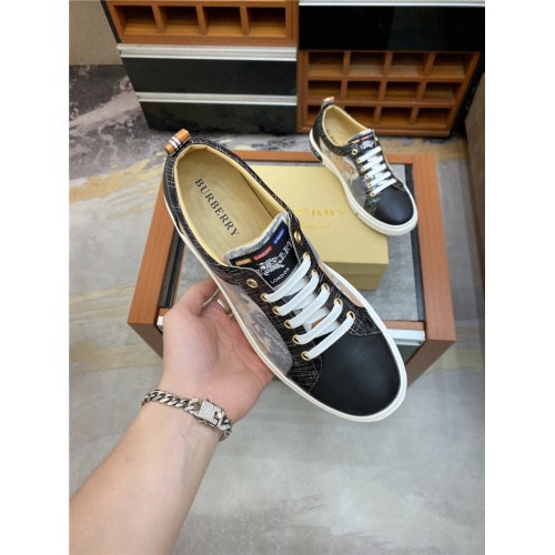 Replica Burberry Casual Shoes For Men #886390 $72.00 USD for Wholesale