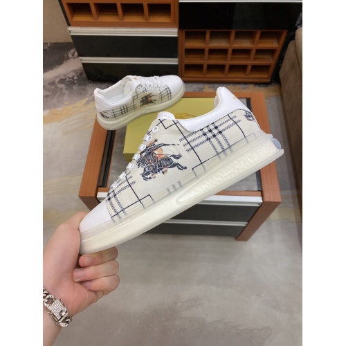 Replica Burberry Casual Shoes For Men #886993 $76.00 USD for Wholesale