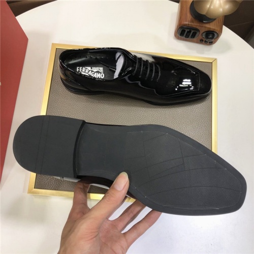 Replica Salvatore Ferragamo Leather Shoes For Men #887938 $88.00 USD for Wholesale