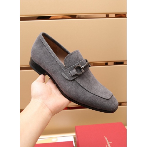 Replica Salvatore Ferragamo Leather Shoes For Men #887955 $118.00 USD for Wholesale