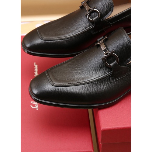 Replica Salvatore Ferragamo Leather Shoes For Men #887960 $118.00 USD for Wholesale