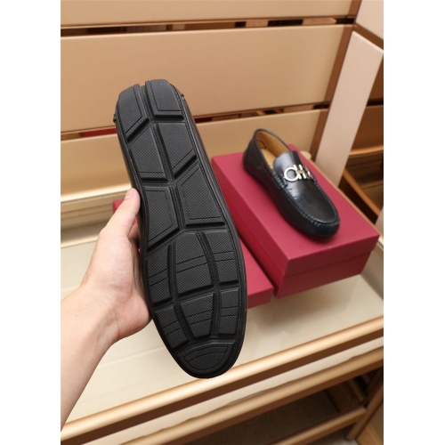 Replica Salvatore Ferragamo Leather Shoes For Men #887977 $92.00 USD for Wholesale