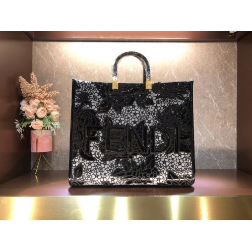 Fendi AAA Quality Tote-Handbags For Women #888552 $175.00 USD, Wholesale Replica Fendi AAA Quality Handbags