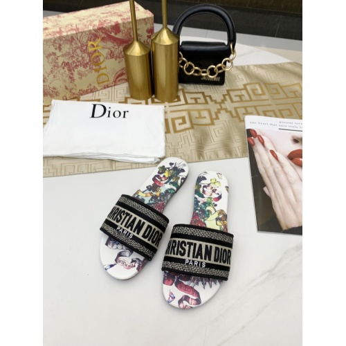 Christian Dior Slippers For Women #888604