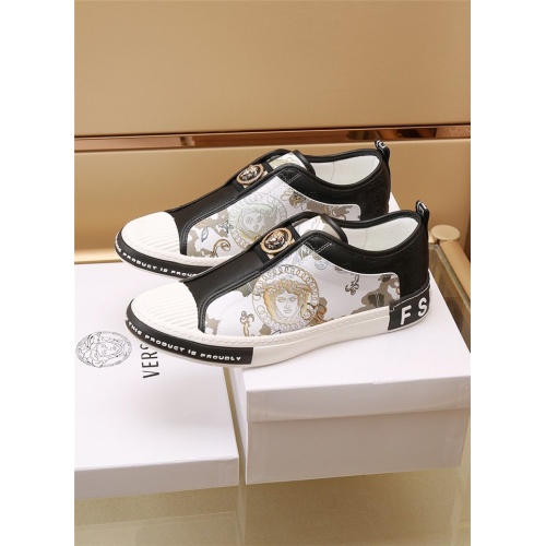 Replica Versace Casual Shoes For Men #888873 $82.00 USD for Wholesale