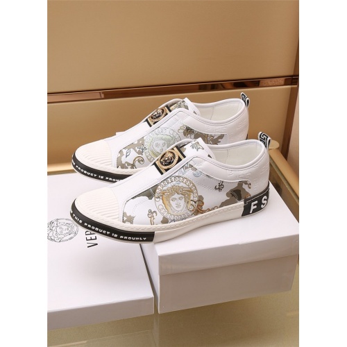 Replica Versace Casual Shoes For Men #888874 $82.00 USD for Wholesale