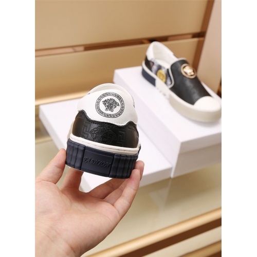 Replica Versace Casual Shoes For Men #888875 $82.00 USD for Wholesale