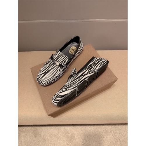 Replica Versace Casual Shoes For Men #889429 $72.00 USD for Wholesale