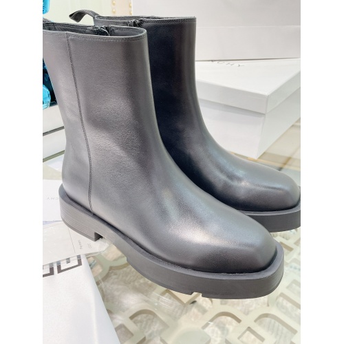 Givenchy Boots For Women #889744