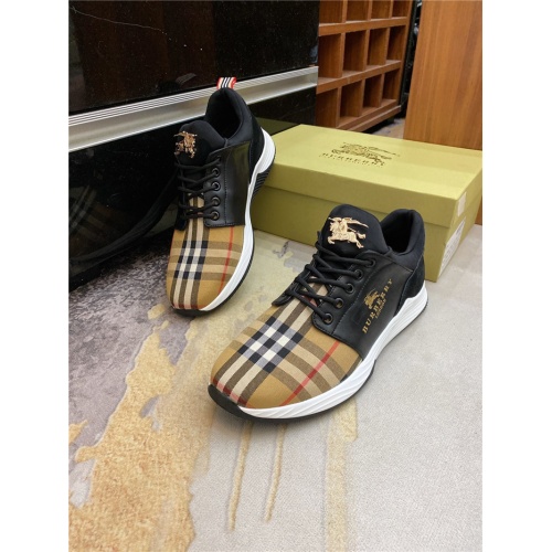 Burberry Casual Shoes For Men #890036