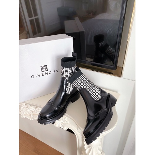 Givenchy Boots For Women #890367