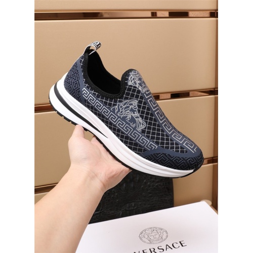 Replica Versace Casual Shoes For Men #891174 $82.00 USD for Wholesale