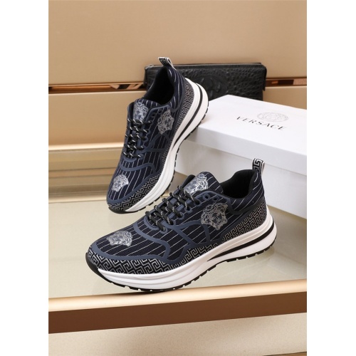 Versace Casual Shoes For Men #891177