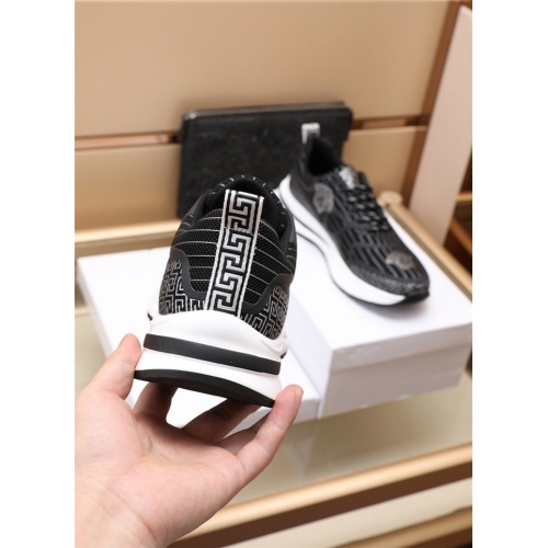 Replica Versace Casual Shoes For Men #891179 $82.00 USD for Wholesale