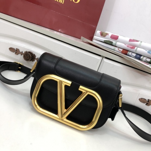 Valentino AAA Quality Messenger Bags For Women #891250 $115.00 USD, Wholesale Replica Valentino AAA Quality Messenger Bags