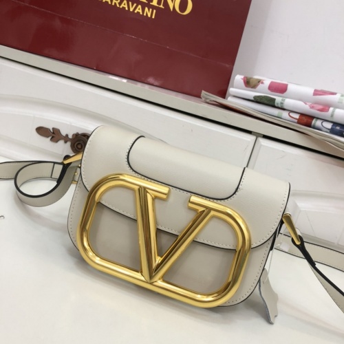 Valentino AAA Quality Messenger Bags For Women #891252 $115.00 USD, Wholesale Replica Valentino AAA Quality Messenger Bags