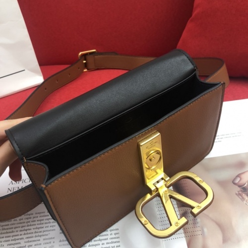 Replica Valentino AAA Quality Messenger Bags For Women #891289 $96.00 USD for Wholesale